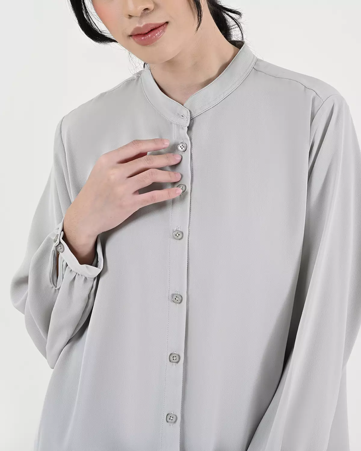 Geulis.id SALLO SHIRT - Sagegreen