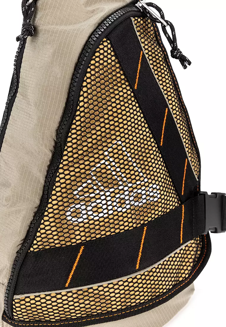 ★adidas★ One Shoulder Backpack Oat Adidas | One Shoulder 4.5 Litre Backpack. Silver Pebble/Oat