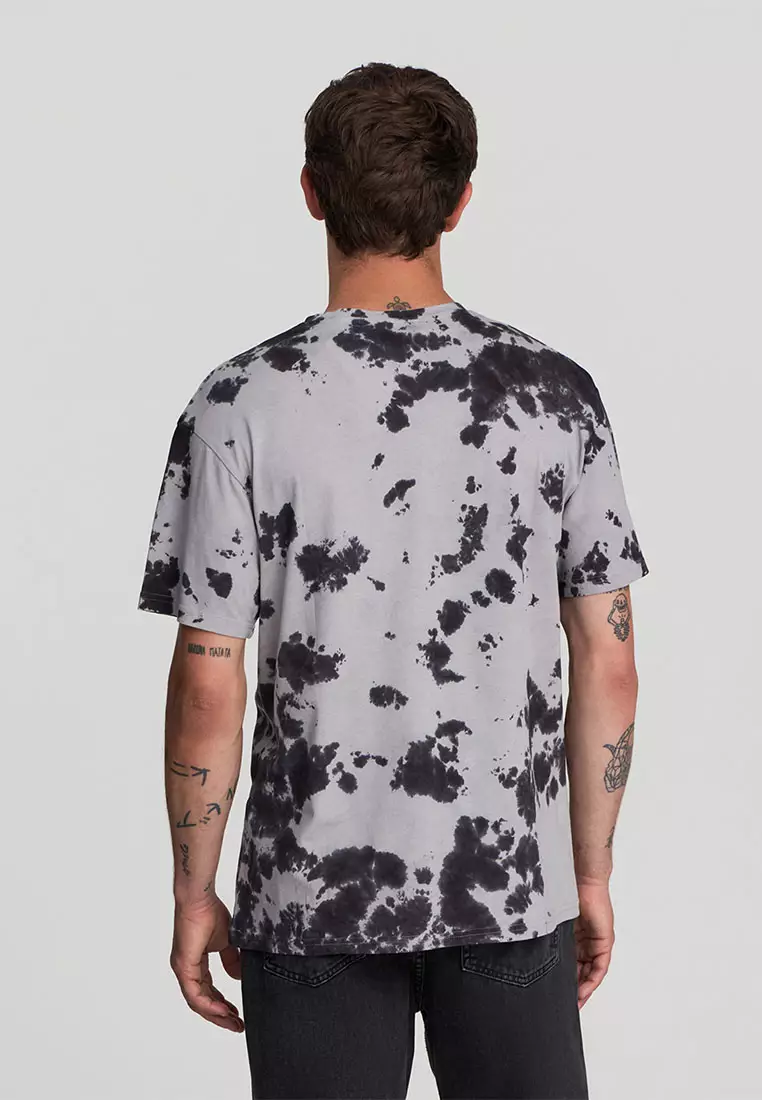 Man Short-Sleeved T-Shirt