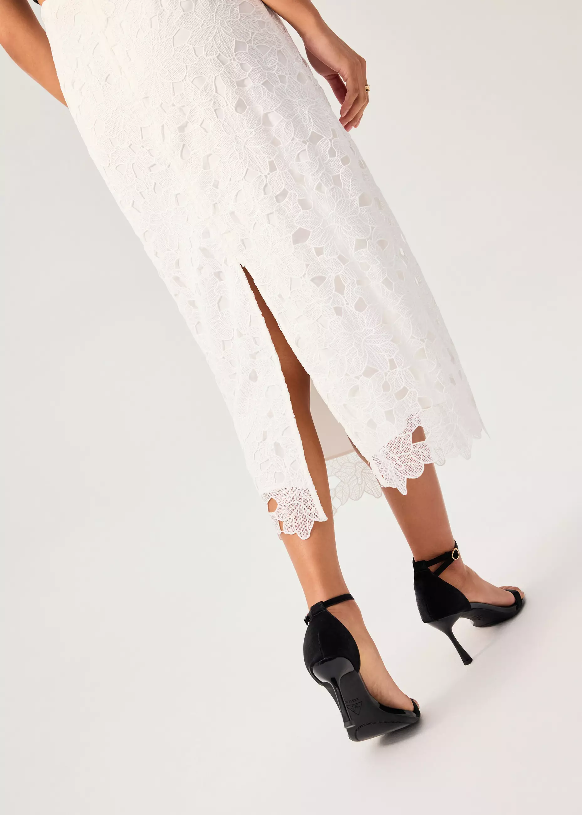 Rok Wanita - Floral Lace Column Midi Skirt