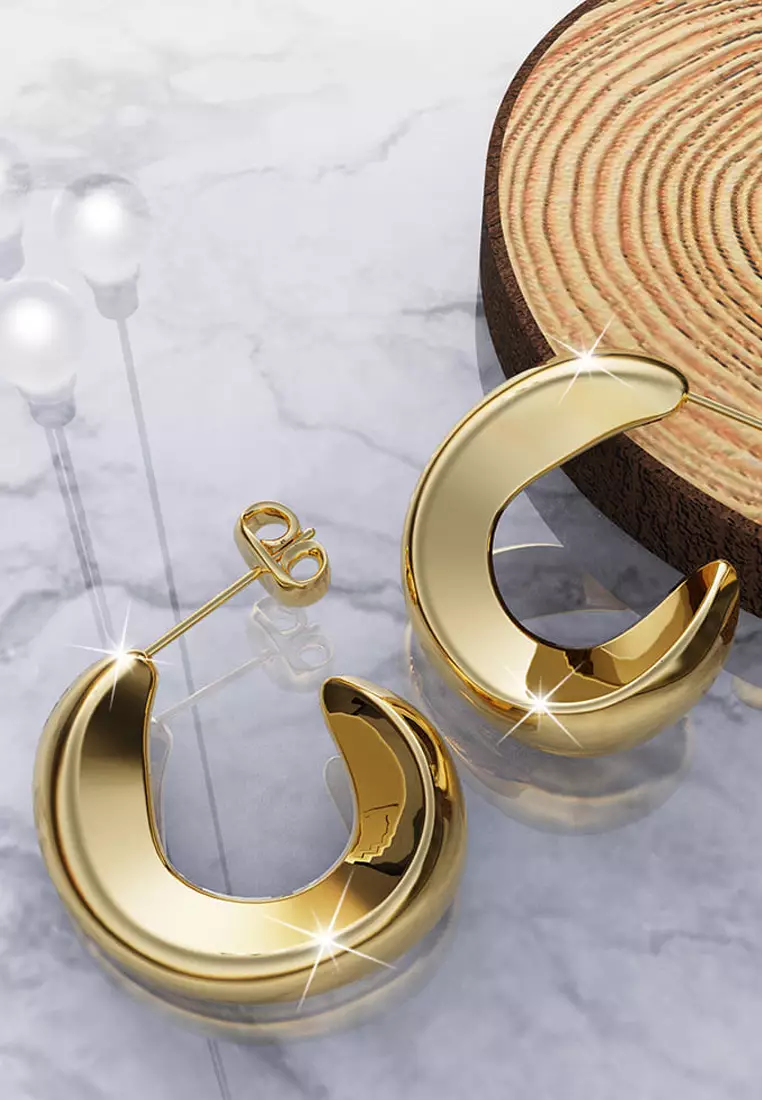 Precious Gold Stud Earrings