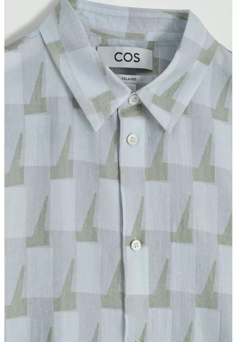 GEOMETRIC-PRINT SHORT-SLEEVED SHIRT