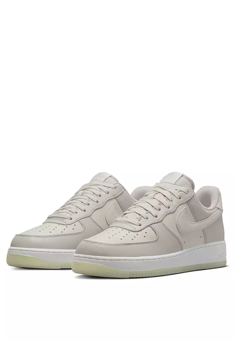 Air Force 1 '07 LV8 Men's Shoes