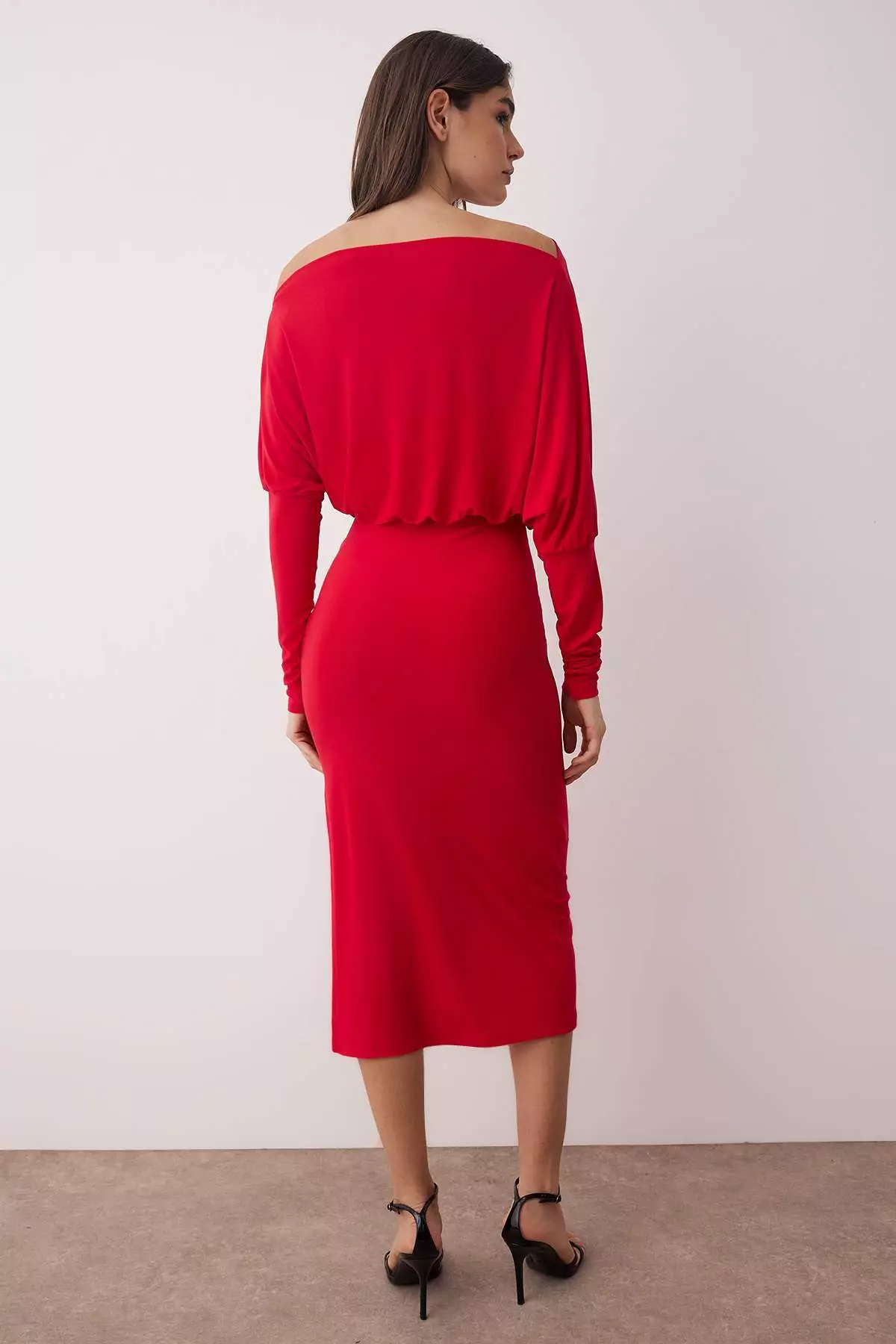 Red Plain Asymmetrical Single Sleeve Waist-Fitting Flexible Midi Knit Dress Twoaw25El00110