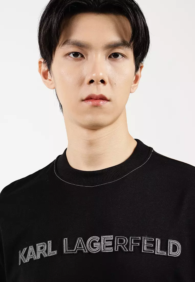 T-Shirt With Contrast Stitching