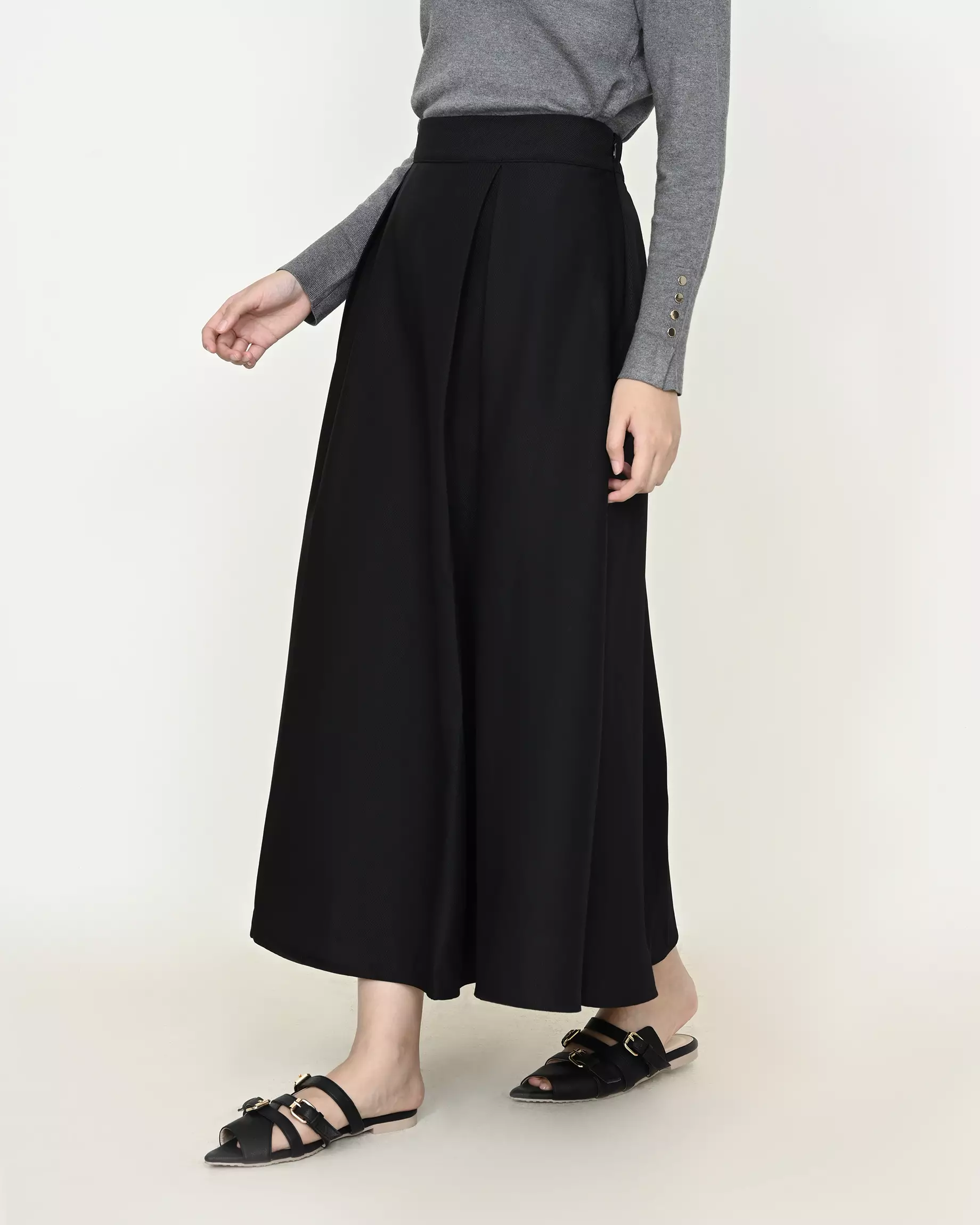 Geulis.id CHITOSE SKIRT - Black