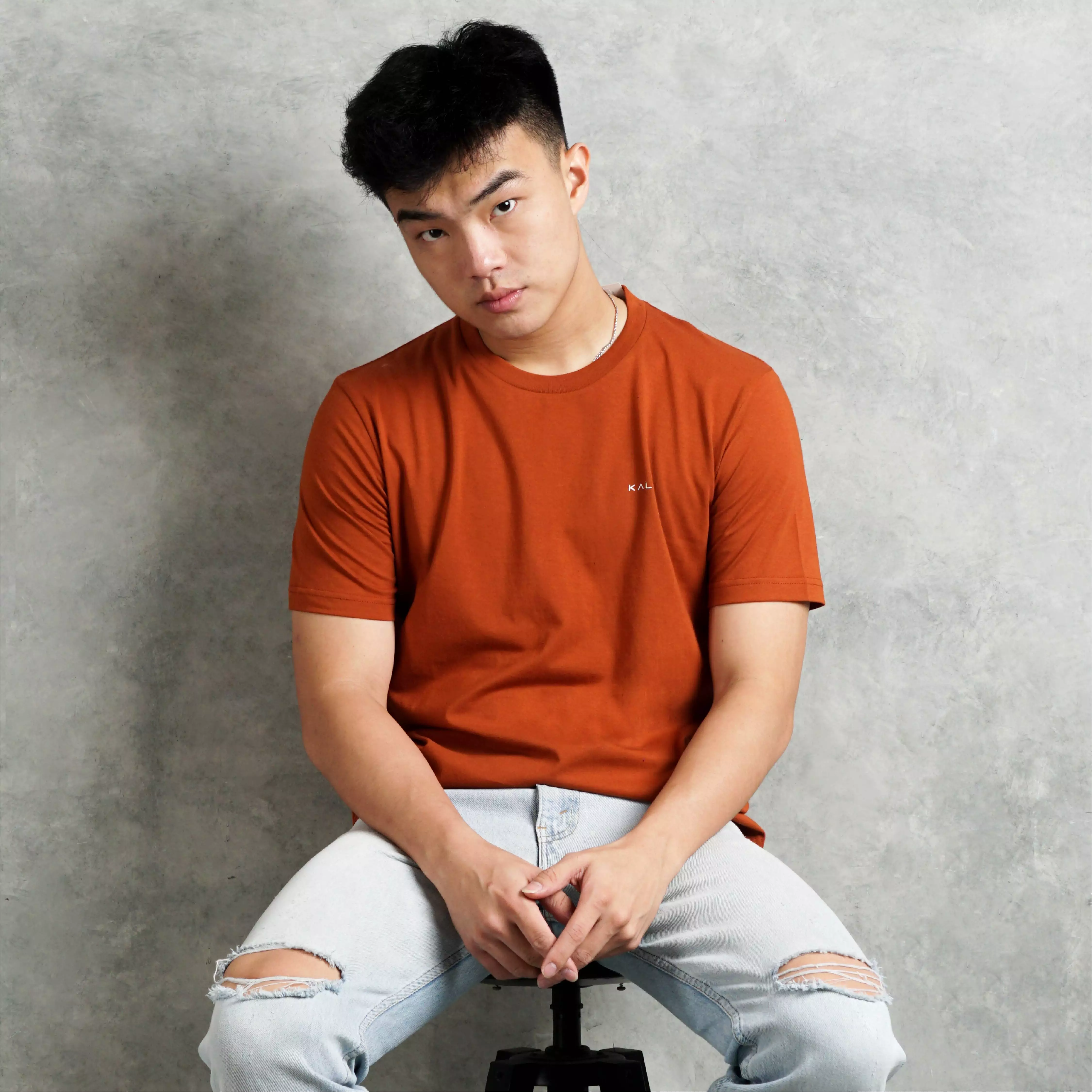 Kale Arion Dark Terracotta / T-Shirt Pria Lengan Pendek / Unisex