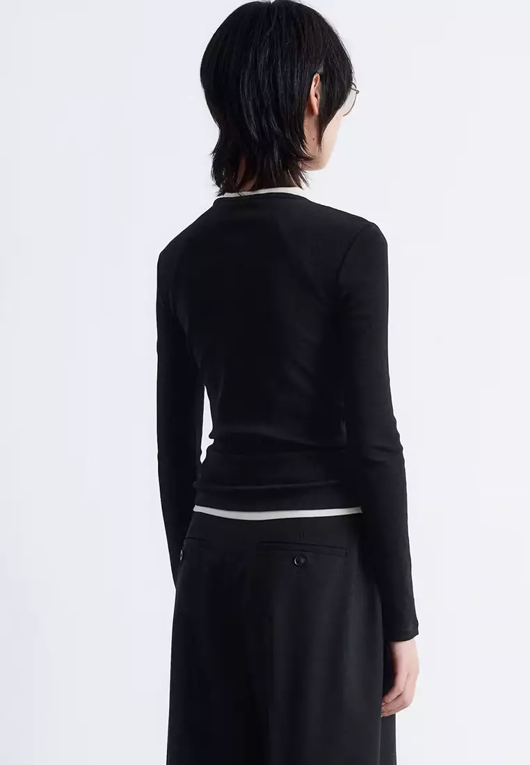 Ribbed Long-Sleeves Top