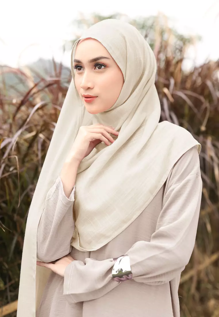 Cotton Bee - Nakeya Shawl | Hijab Pashmina | Viscose Linen - Pearled Ivory