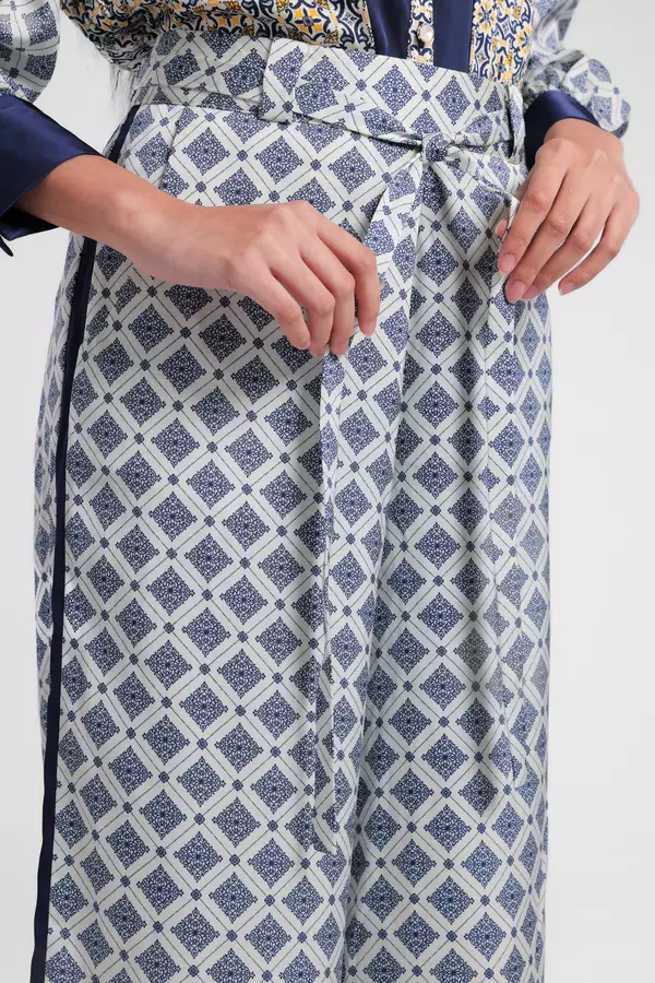 MINIMAL - Layanah - Kulot Lebar Motif Etnik - Navy