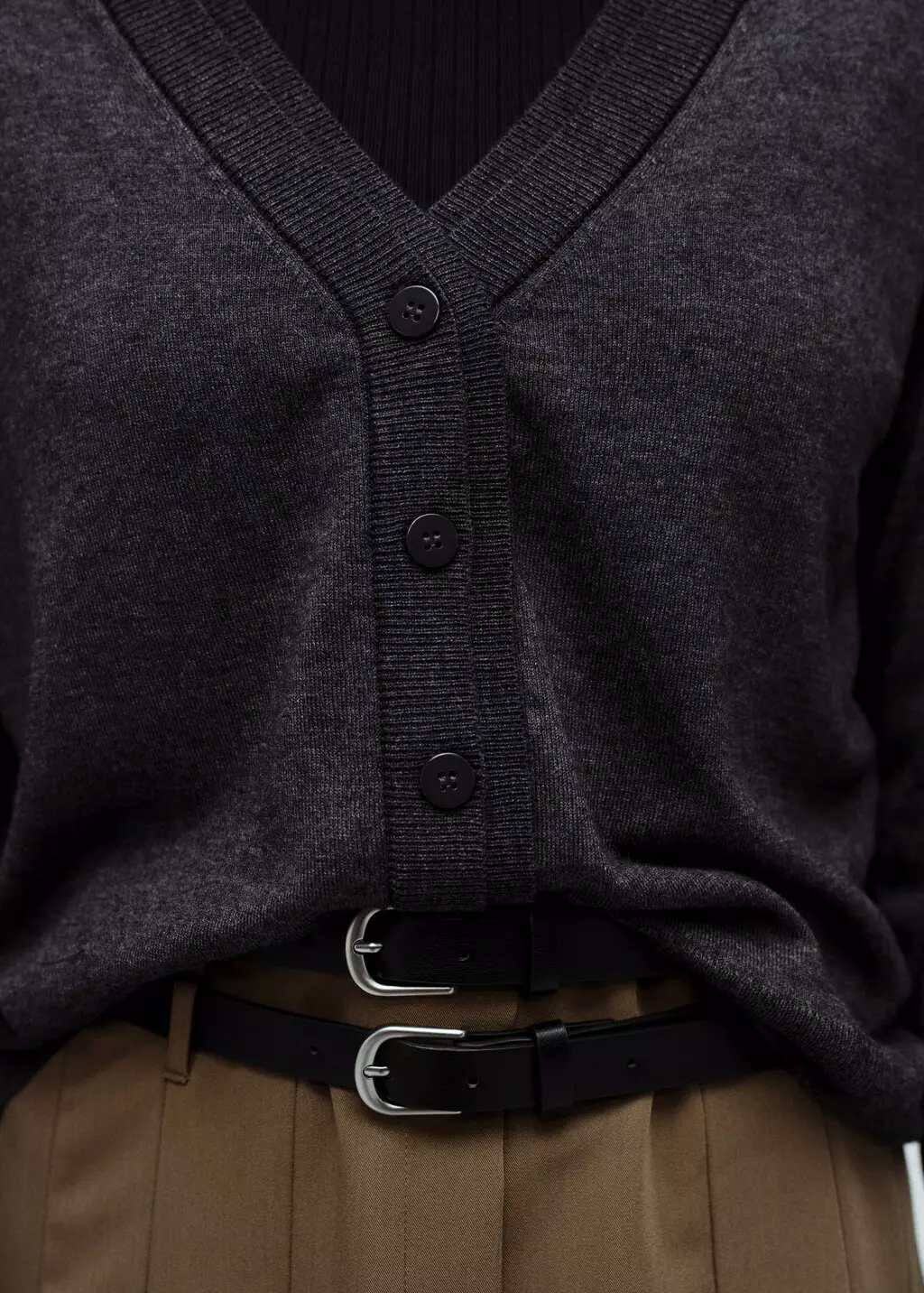 Cardigan rajutan kerah V