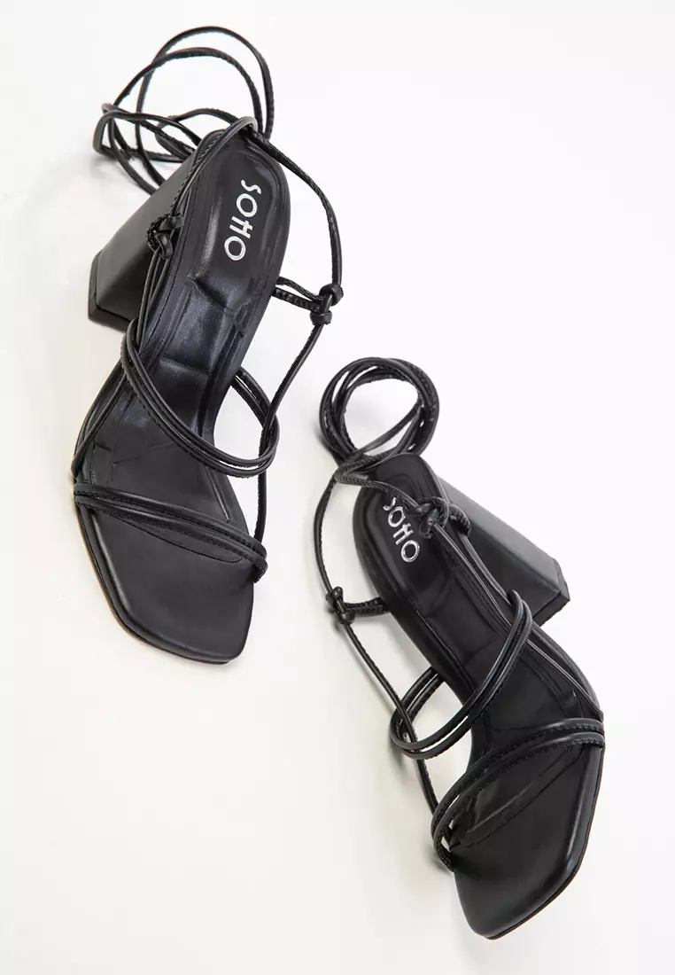 Classic Heeled Shoes