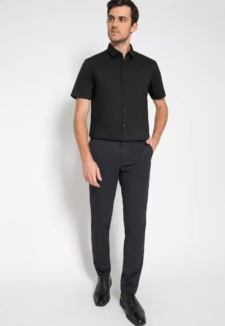 Johnwin - Slim Fit - Kemeja Formal - Polos - Hitam - FSH.650.K392.800.C