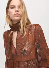 Warna coklat muda