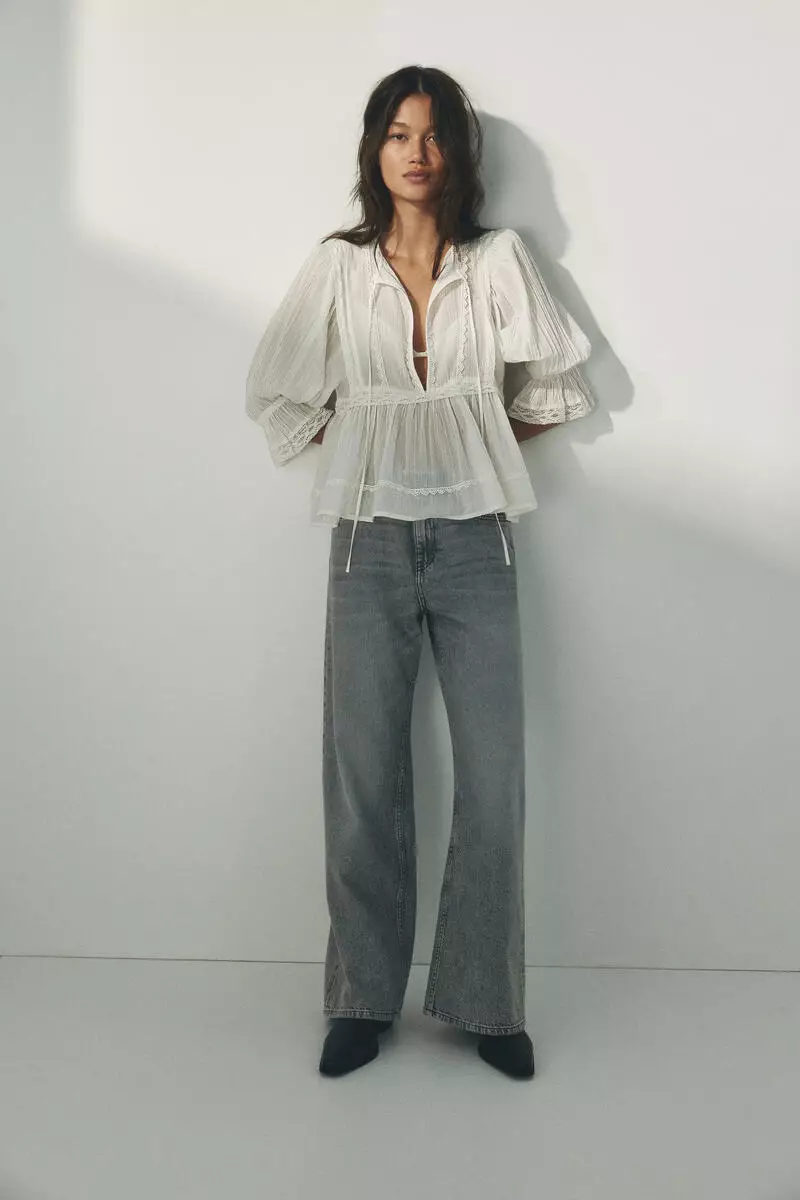Lace-trimmed cotton blouse