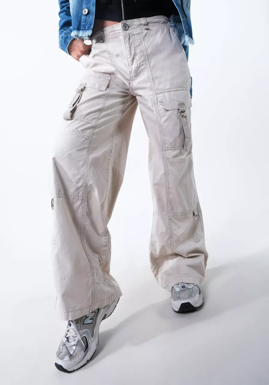 Celana Cargo Wanita  Lily Cream