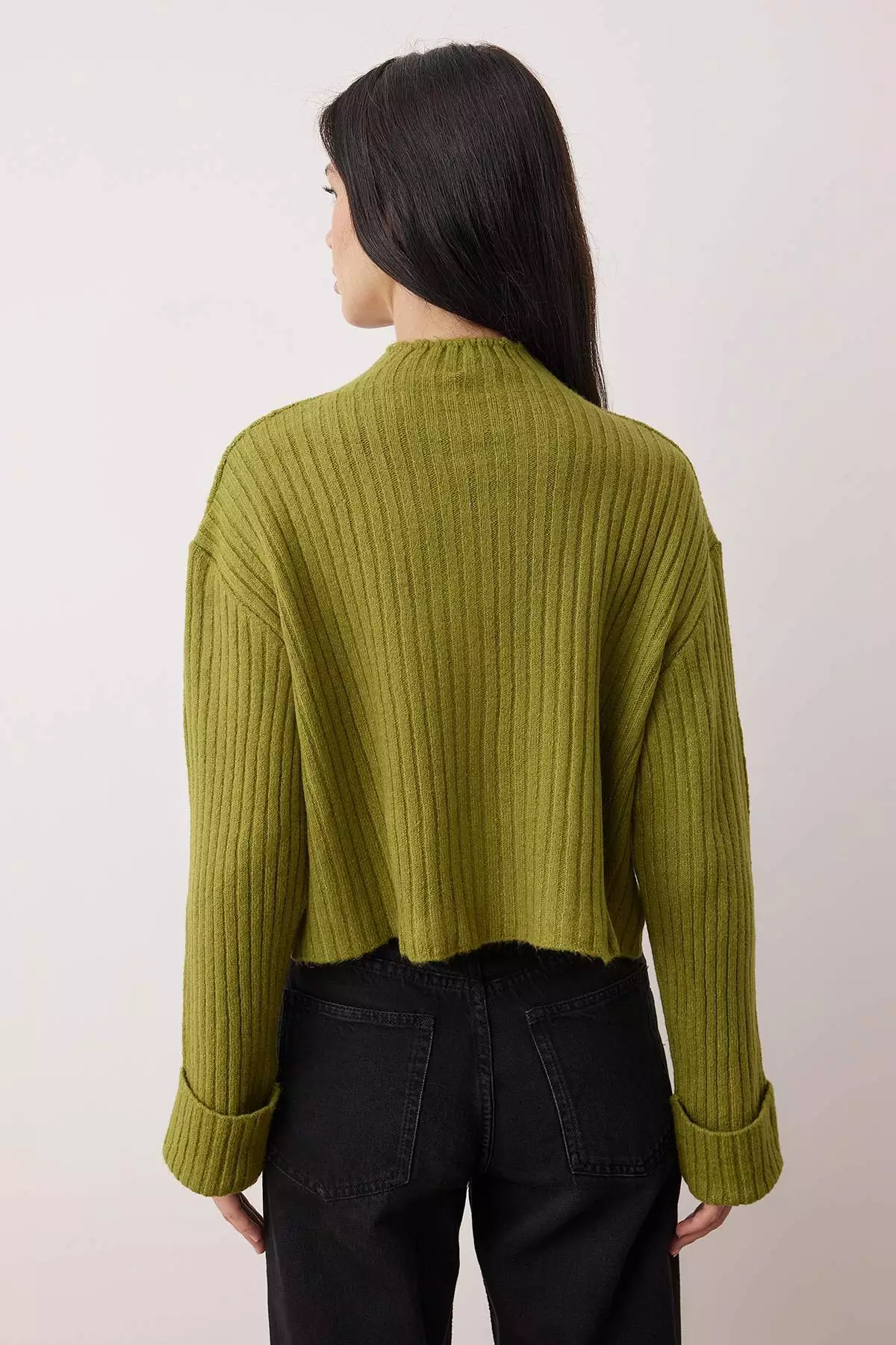 Oil Green Crop Soft Textured Stand Collar Knitwear Cardigan Twoaw22Hi0174