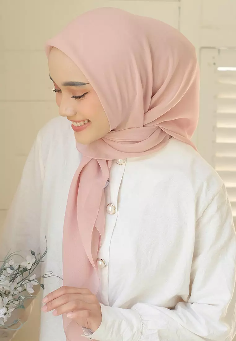 Polly Cotton (Hijab Segiempat Bella Square) Soft Pink