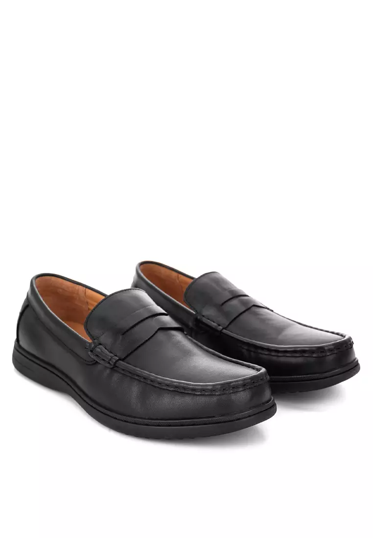 Quinton Black Slip-on Loafers