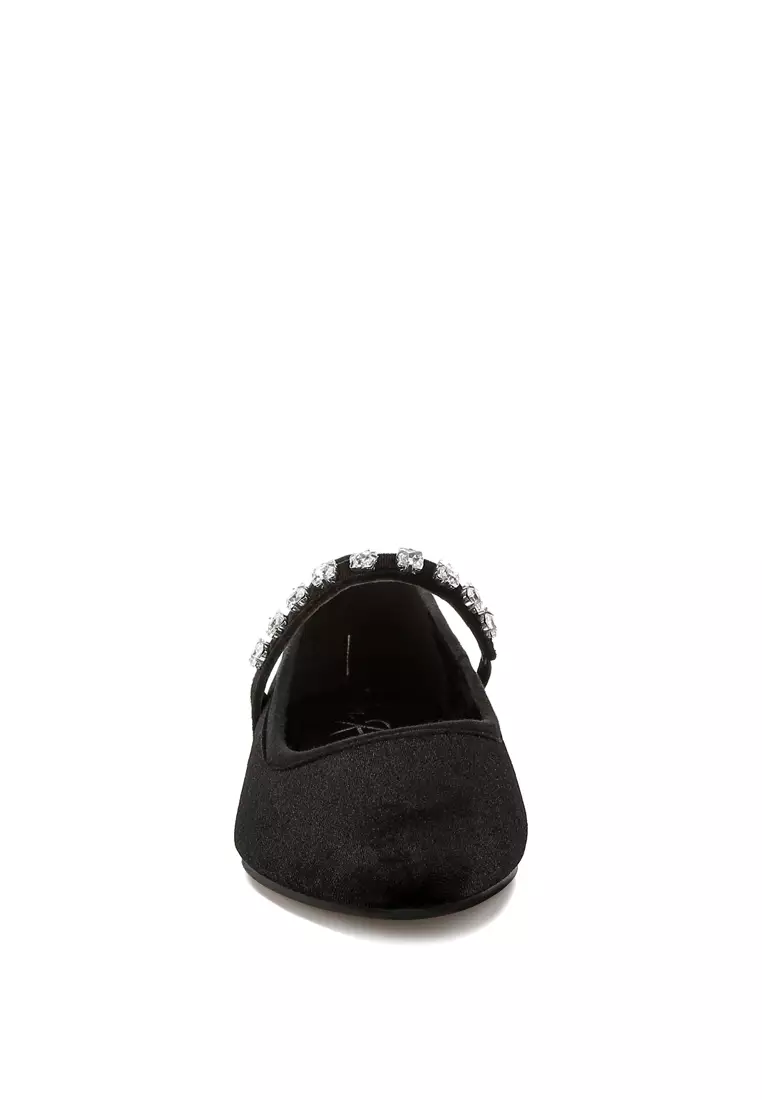 Sepatu Balerina Mary Jane Beludru Warna Hitam
