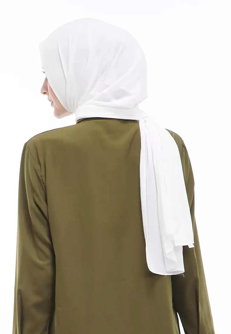 Sakilah Hijab Pashmina Ceruty Baby Doll Wanita Polos Relaxed Fit - Broken White
