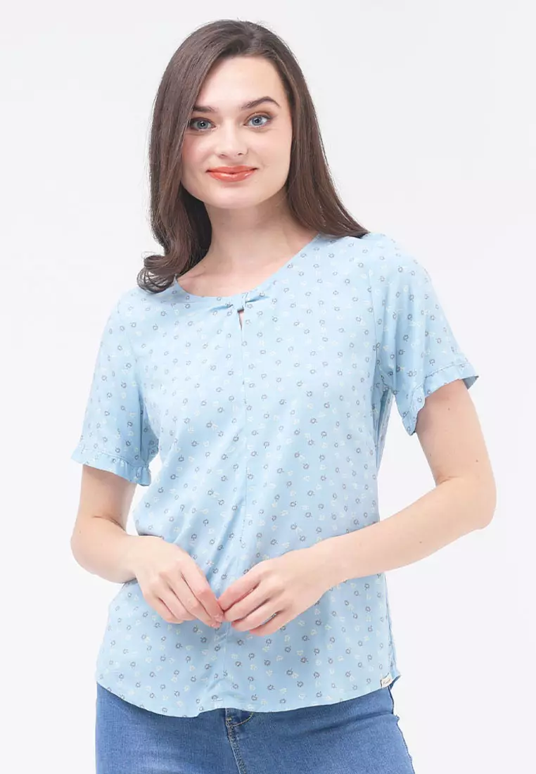 Short Sleeves V-neck Blouse