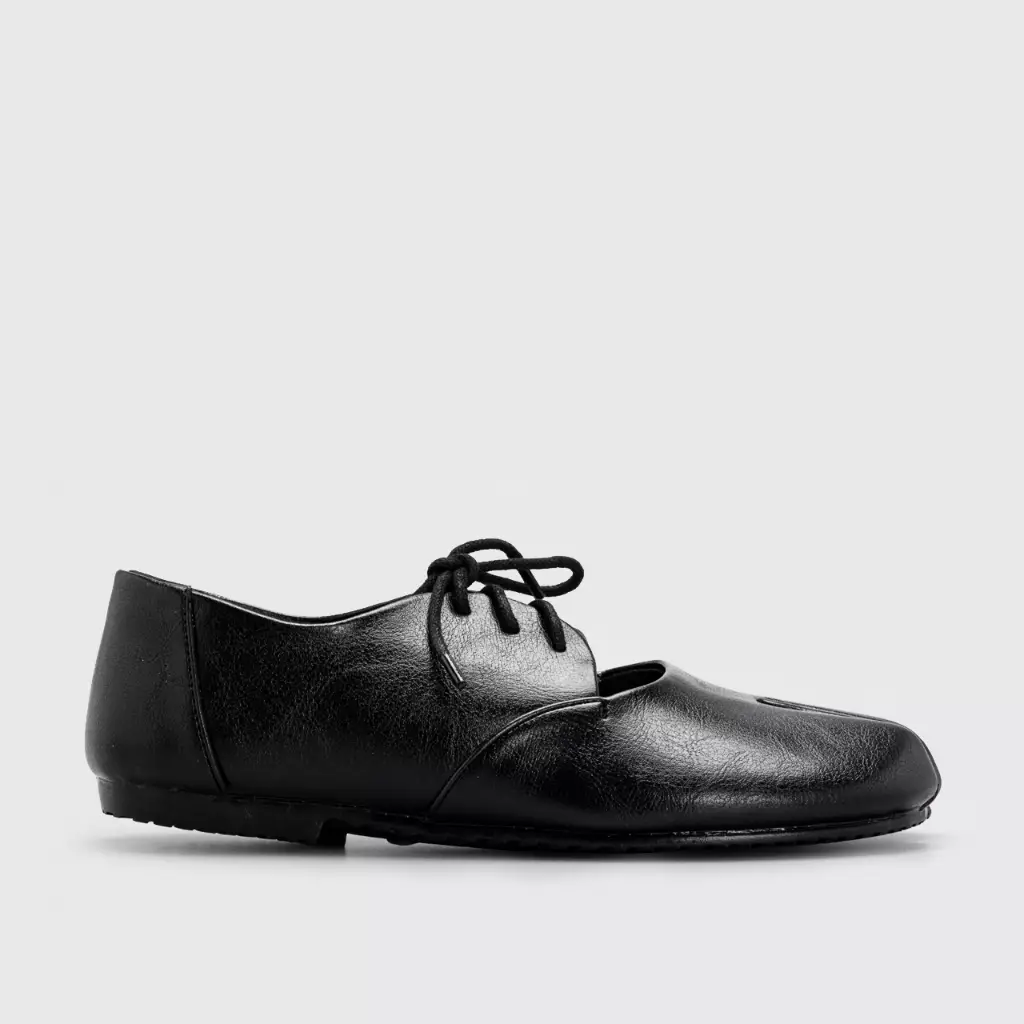 Moneera Flat Shoes Black
