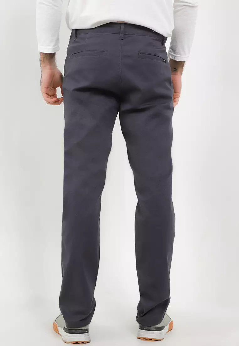 Men's Essential Khakis Pants