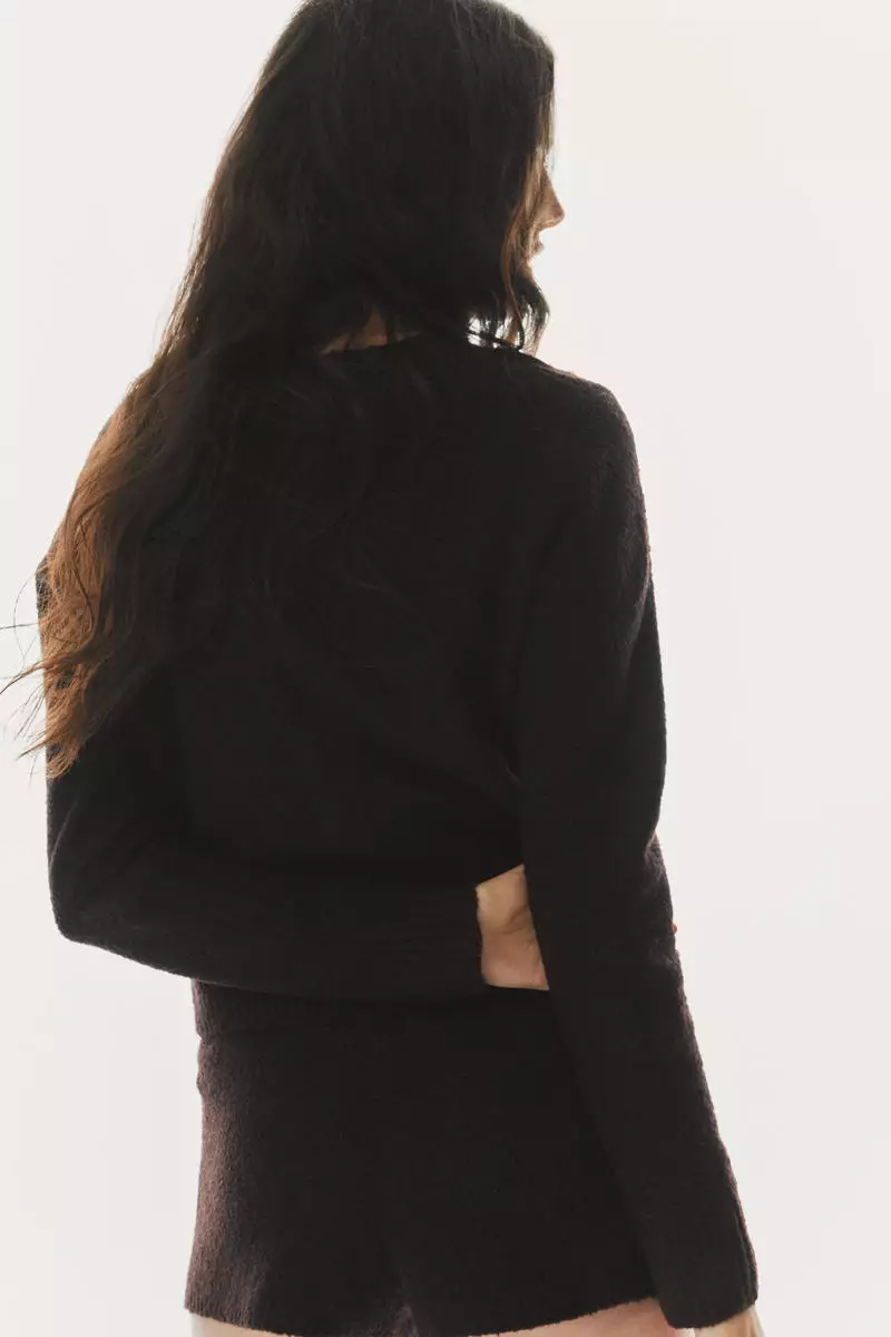 Bouclé-knit cardigan
