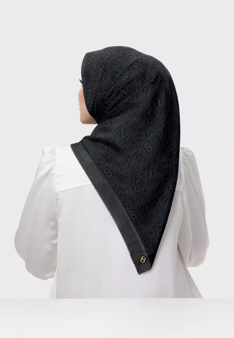 Typograph Square - Black