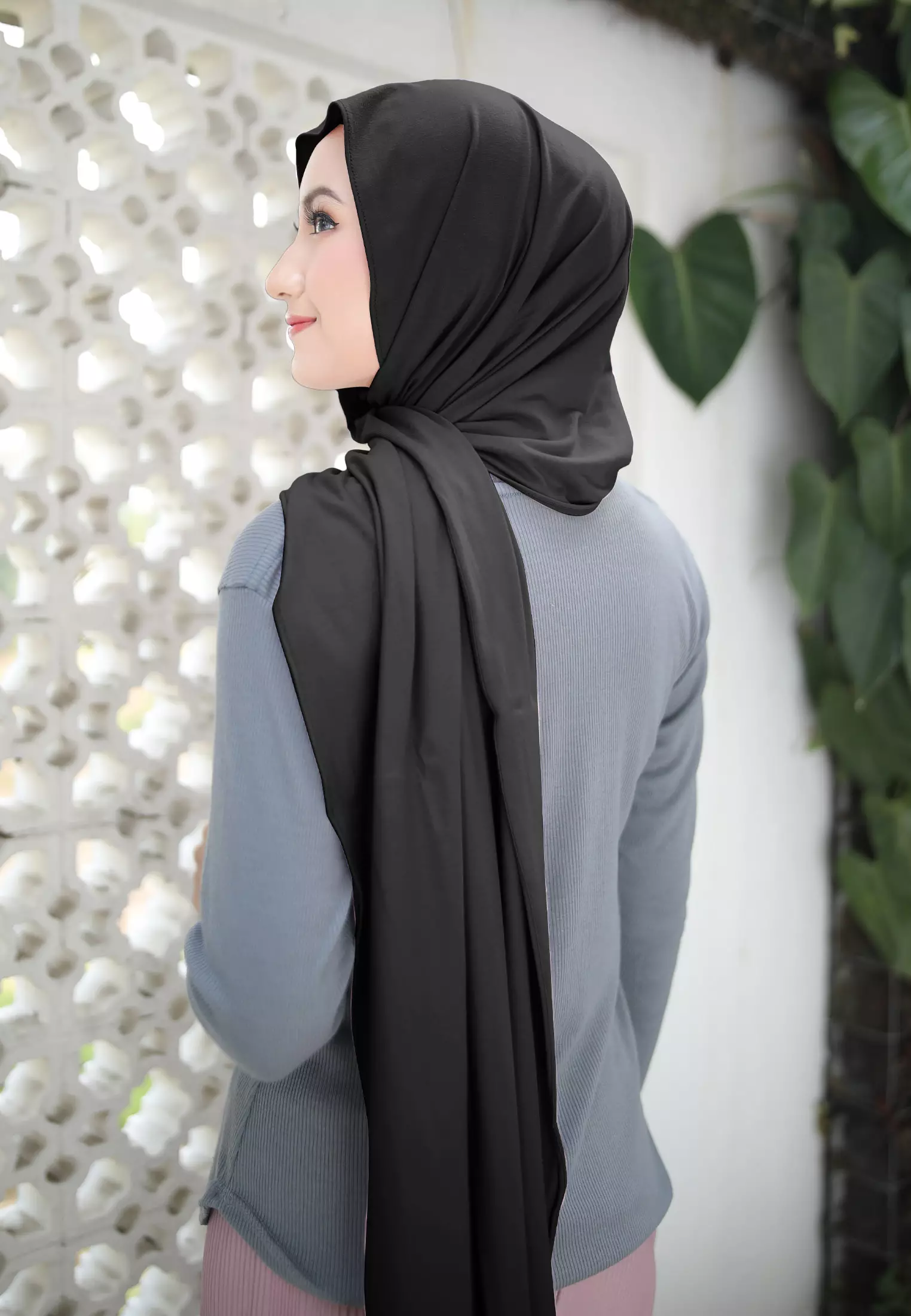 Cotton Bee - Nayma Turkey Shawl | Pashmina Rayon Premium - Black