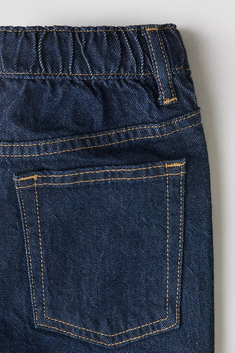 Loose Fit Jeans