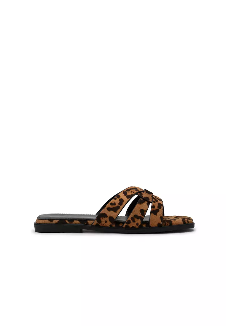 Discount on Nose  shoes - SKU: LEOPARD PRINT FLAT SLIDES