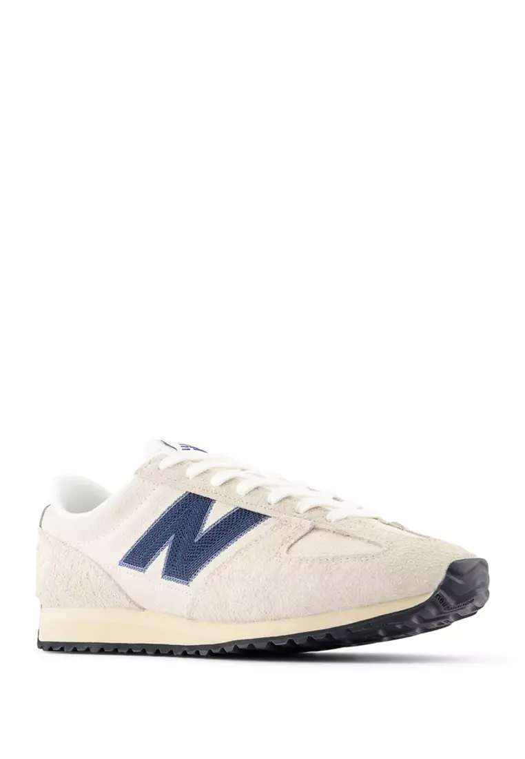 471 Classic Lifestyle Shoes