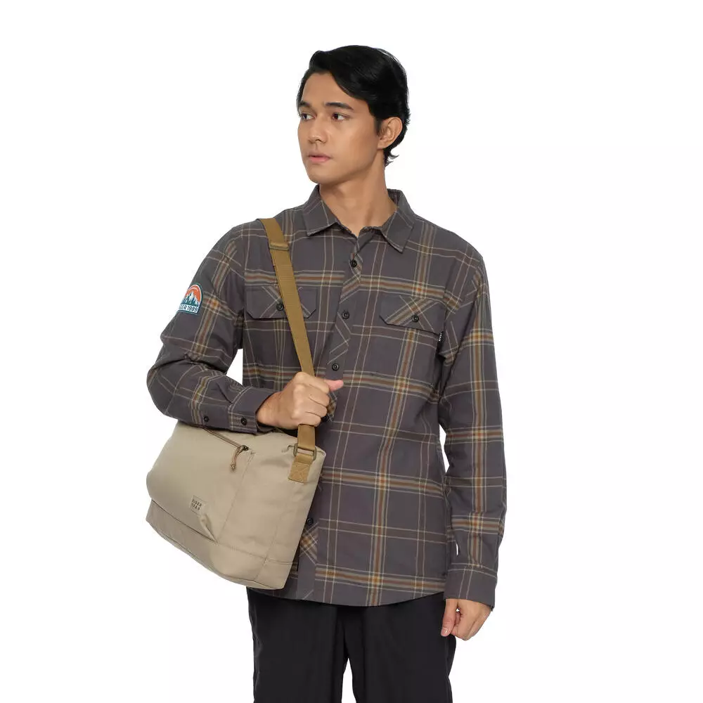 Eiger Pathway Shoulder Bag 12L