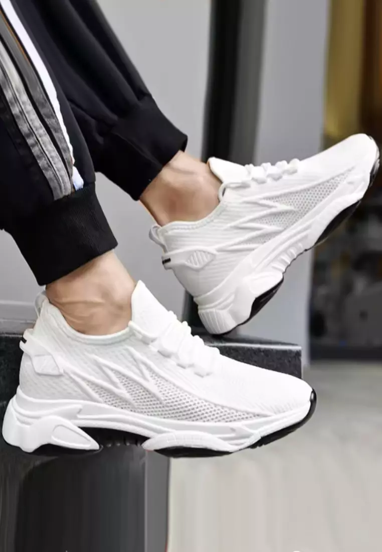 Gain 10cm instantly - White Sneakers with special soles that make you 10cm taller - increase your height and boost your self confidence