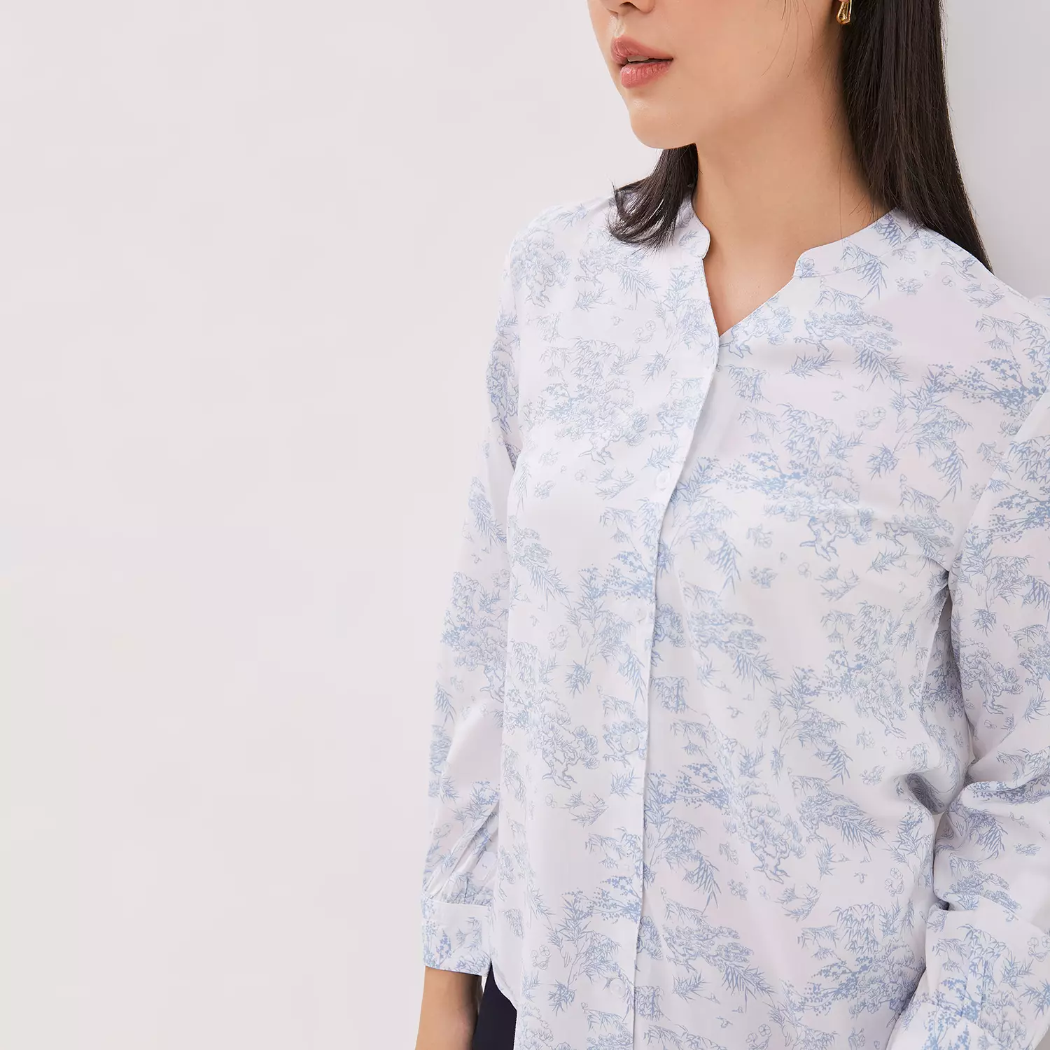 DUST Blouse Abstrak Miswa Putih ECOVERO™️ Comfease (D.116478)