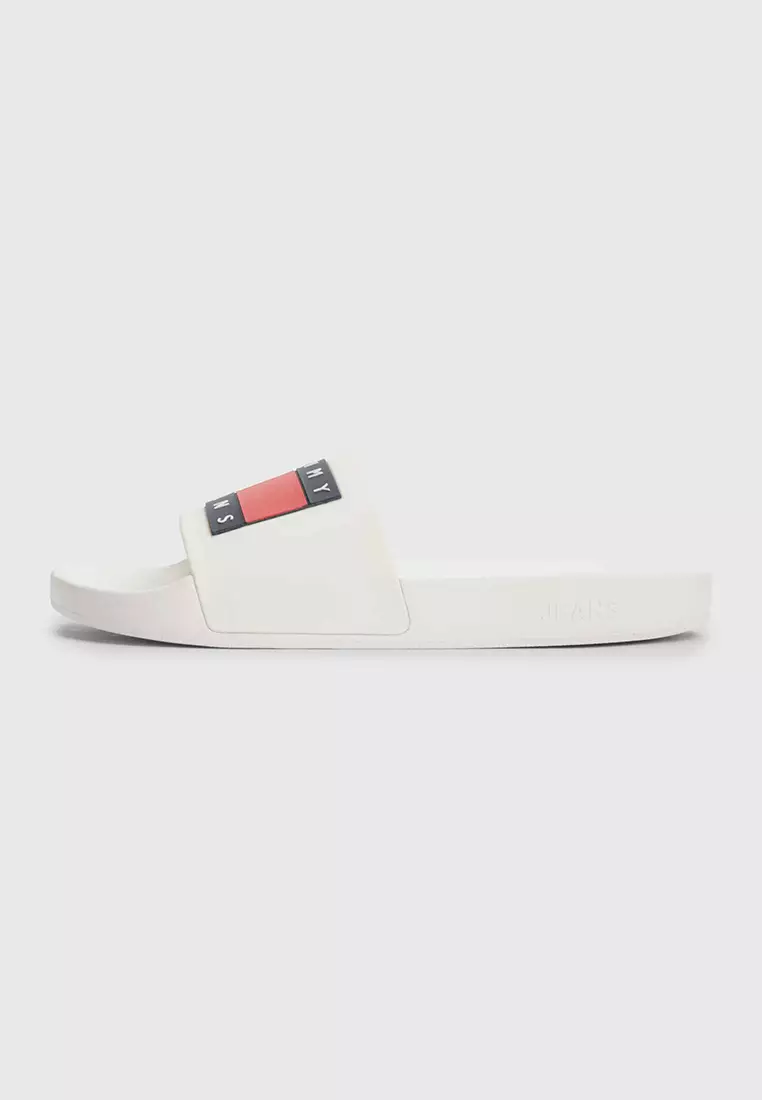 Buy Tommy Hilfiger Men s Pool Slide Essential 2024 Online ZALORA