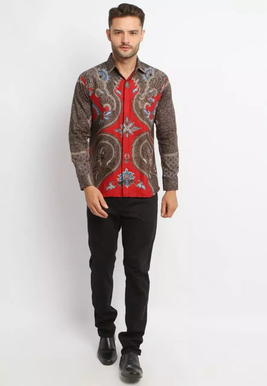 Wismakrama Kemeja Batik Pria Premium Slimfit Modern Lengan Panjang