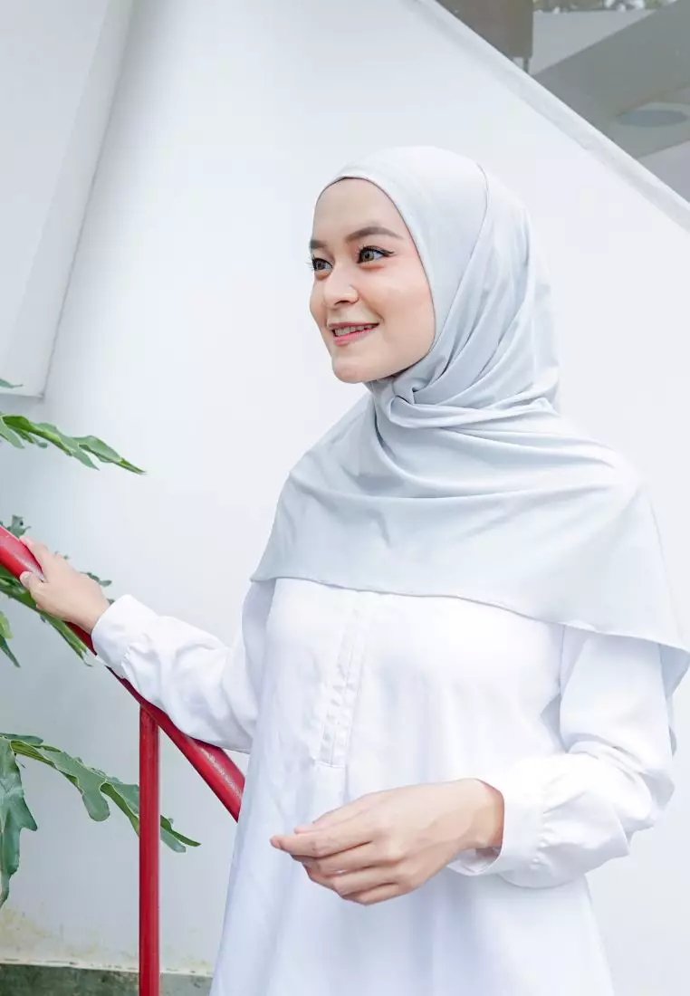 Segitiga Instan Oval Kania Silver