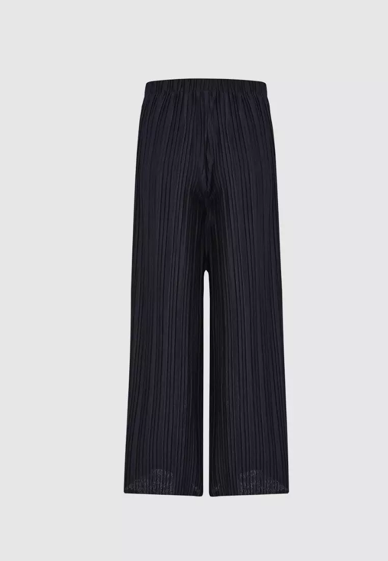 Buy Urban Revivo Textured Wide Leg Pants 2024 Online | ZALORA Singapore