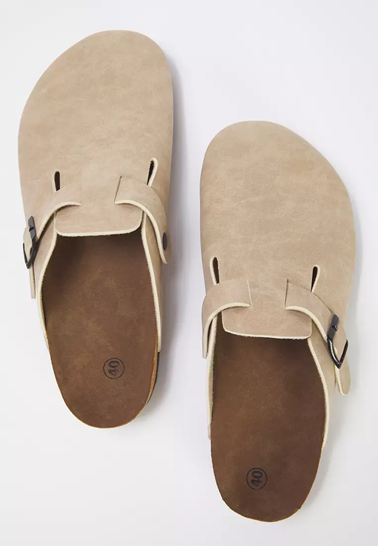 Beige Closed Front Buckle Men's Sabo Slippers Takss25Te00008
