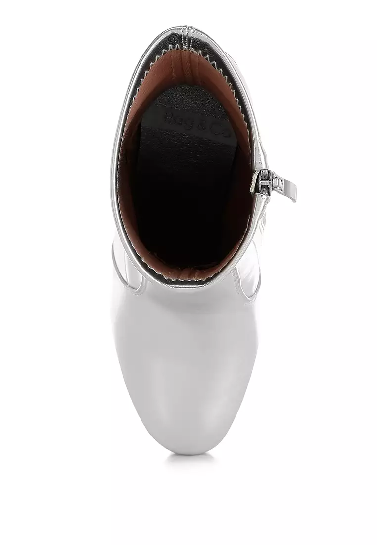 Sepatu Bot Kulit Metalik Warna Perak