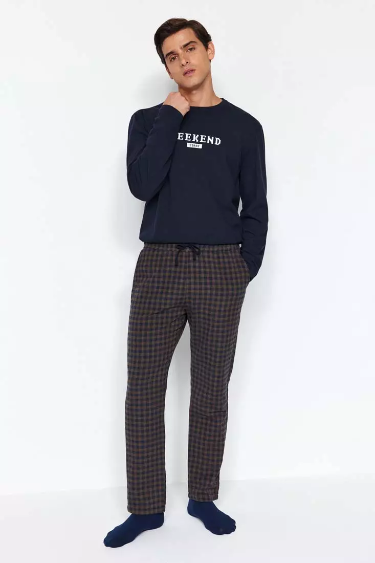 Buy Trendyol Men s Navy Blue Comfortable Fit Checkered Weave