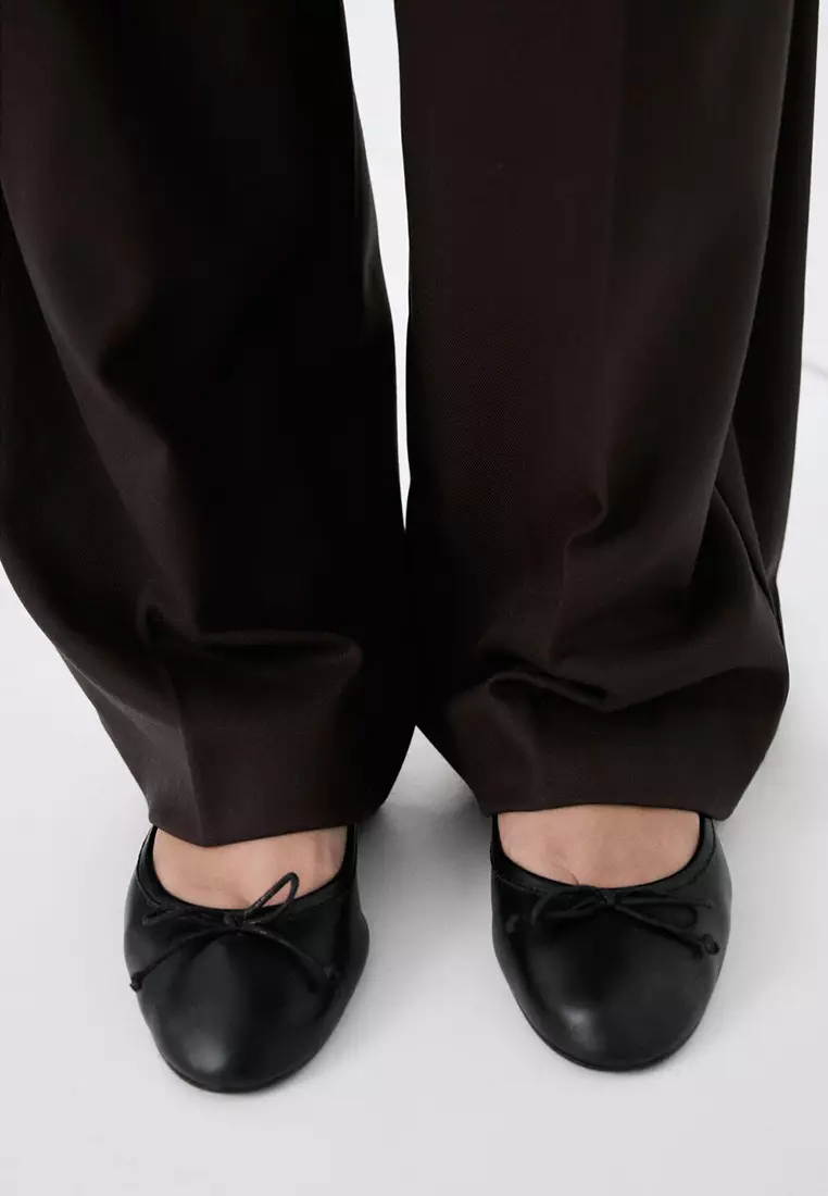 Leather Ballet Flats with Bow