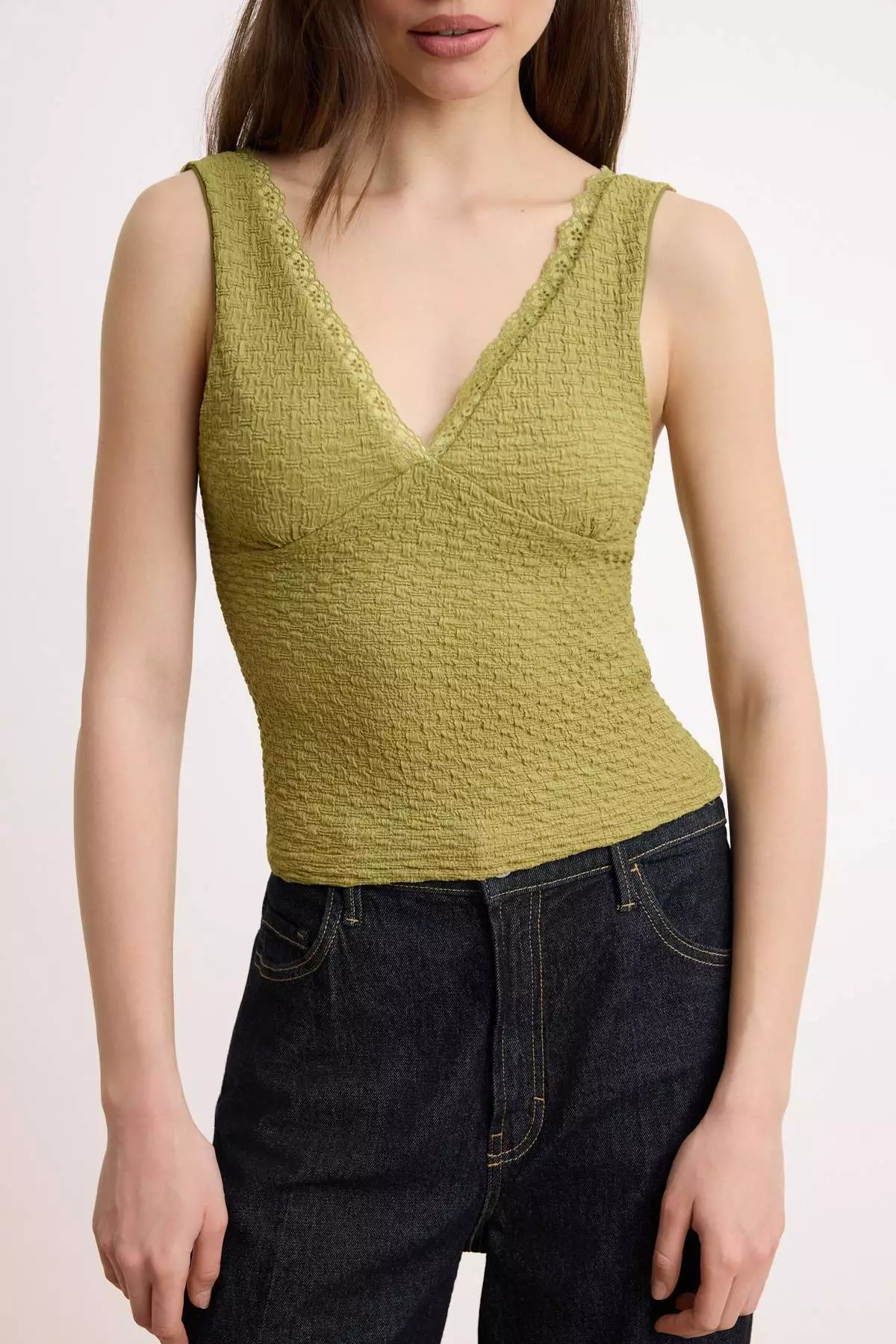 Khaki Plain Fitted V-Neck Lace Detailed Sleeveless Textured Knitted Blouse Twoss26Bz61