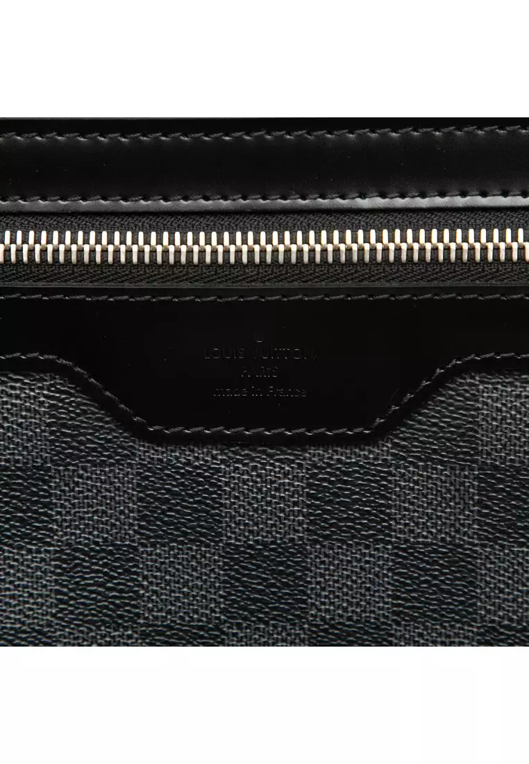 Pre-Loved Louis Vuitton Damier Graphite Daniel Mm