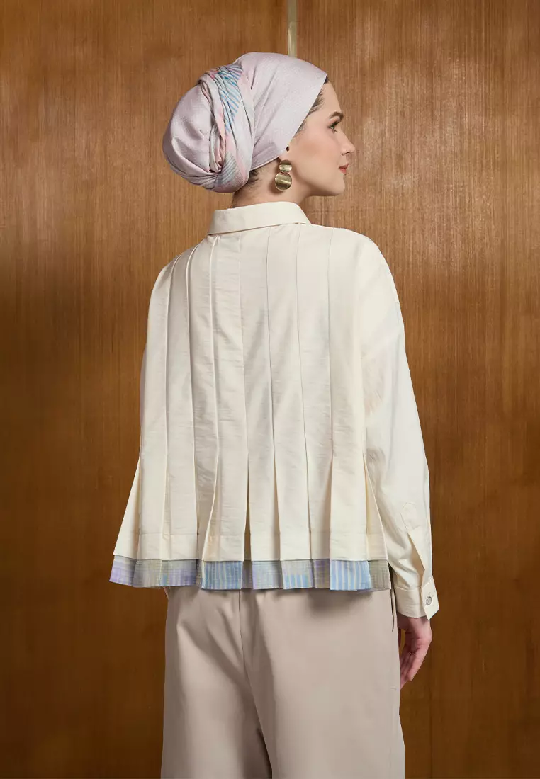 Kami Alina Pleated Top Creme