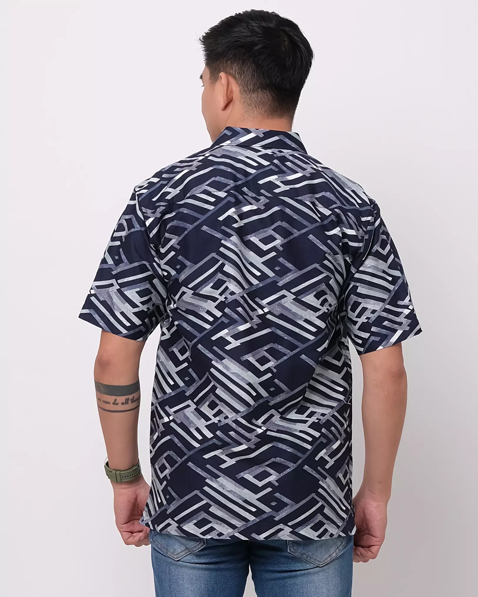 Andre Michel Kemeja Lengan Pendek Navy Motif Abu 16761