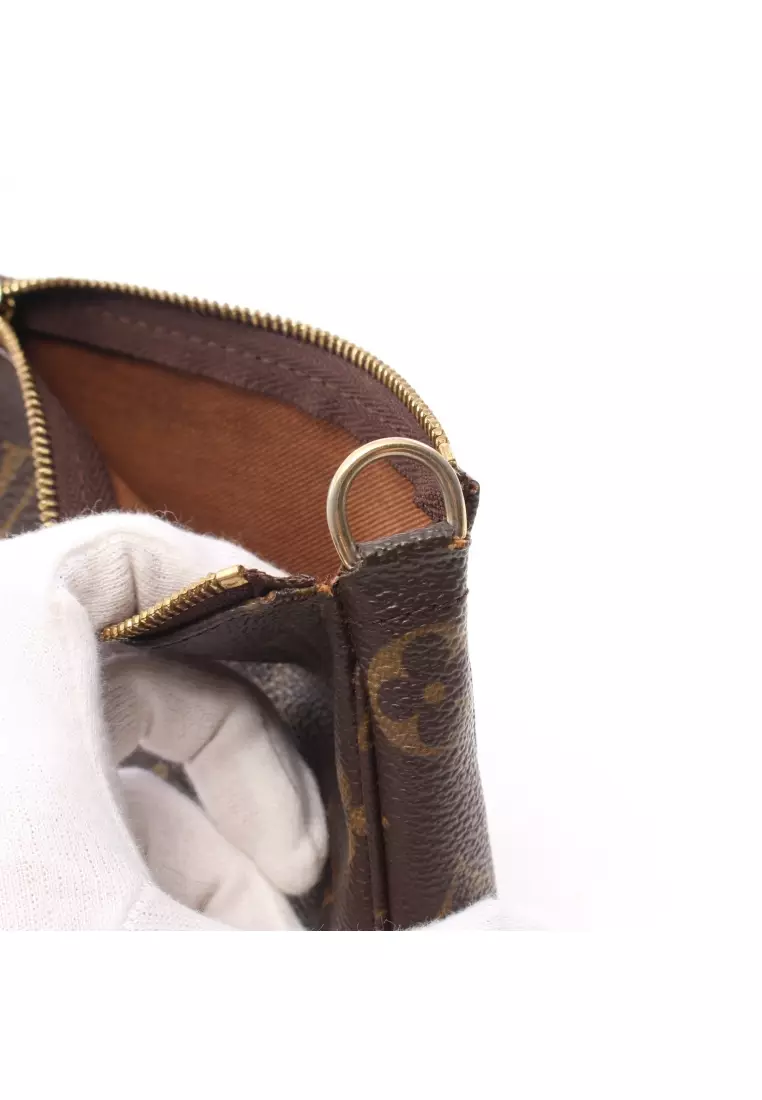 Louis Vuitton Vintage Pochette Accessoire handbag in leather Brown